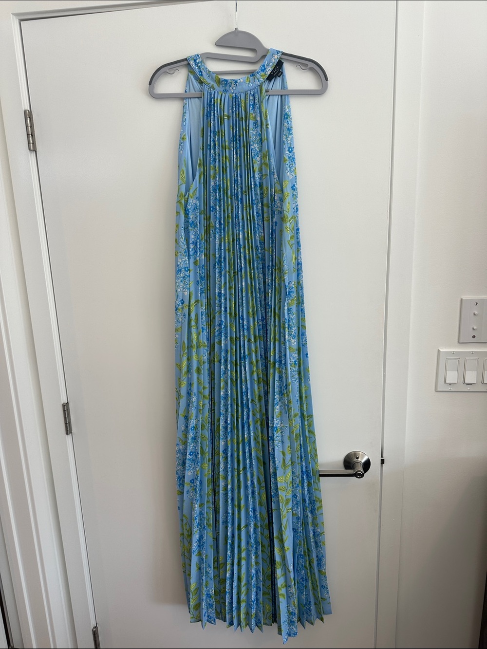 Never Worn Vici Light Blue & Green Floral Halter Maxi Dress